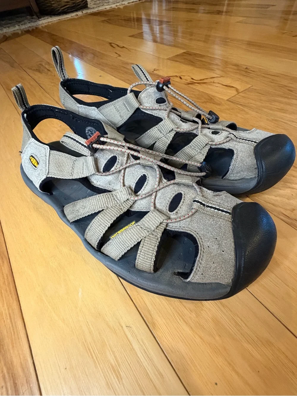 KEEN Newport H2 Men’s Waterproof Sandals Sz 11.5 Taupe Gray Hiking Water Shoes